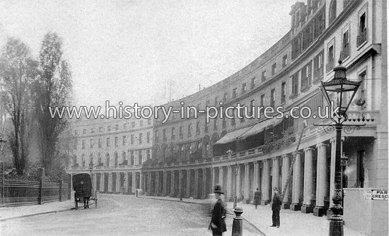 Park Crescent, Marylebone, London. c.1908.